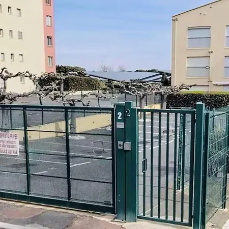 Διαμέρισμα Renove Avec Terrasse - 2 Personnes - Cap D'agde - Fr-1-249-451