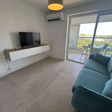 Renove Avec Terrasse - 2 Personnes - Cap D'agde - Fr-1-249-451 아그